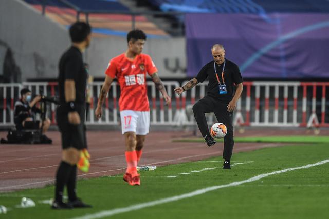 诺里：霍勒迪伤情恢复良好，训练已无碍